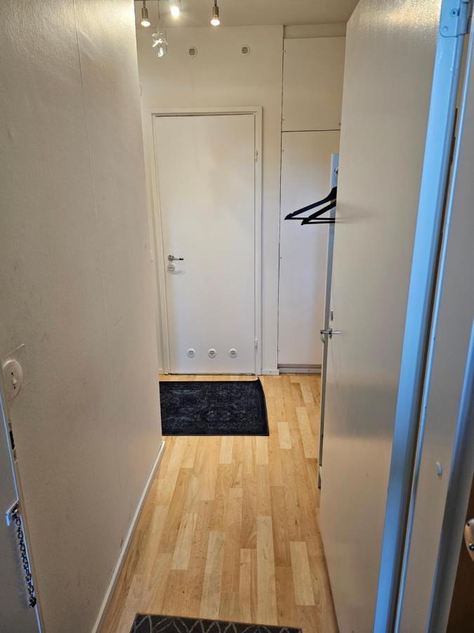 Comfortable 1 Bedroom Apartment In Хельсинки Экстерьер фото